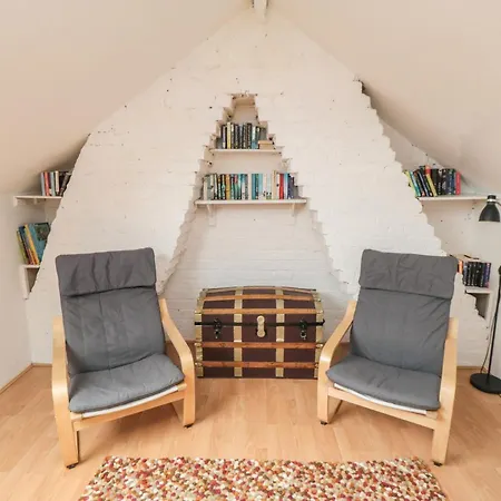 Faran House Ferienhaus *